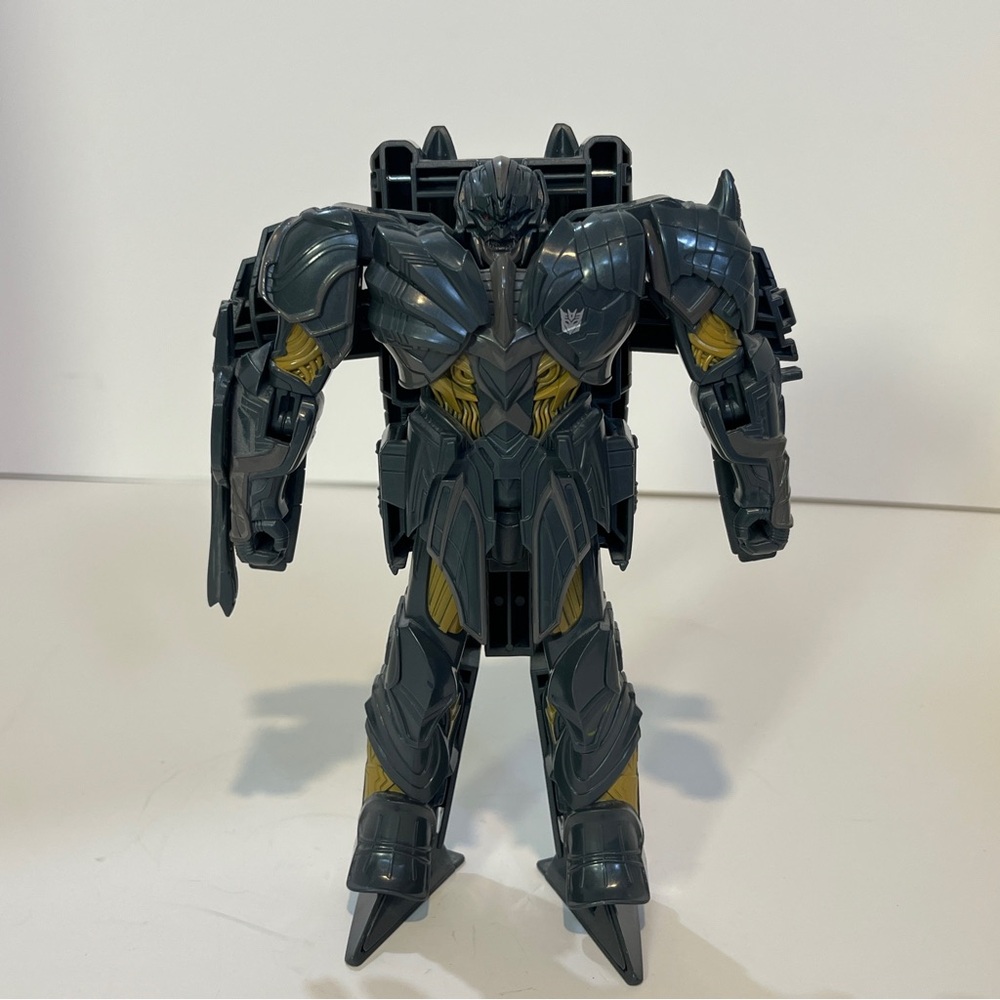 Transformers The Last Knight Action Figure Megatron Hasbro Premier Toy